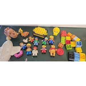 Nice Lot Lego Duplo Lot Winnie the Pooh Joker figures Blocks & More